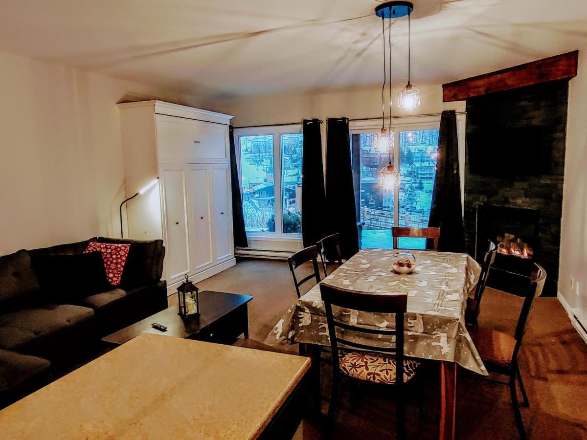 Au Pied Des Pentes Apartment Bromont Luaran gambar