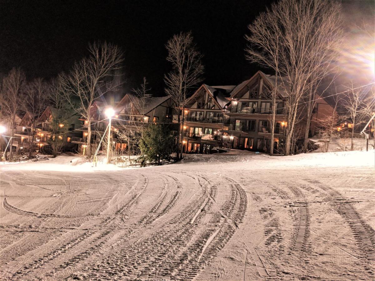 Au Pied Des Pentes Apartment Bromont Luaran gambar